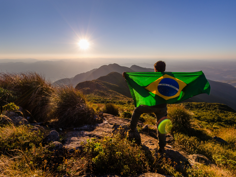 AUMENTA QUANTIDADE DE BRASILEIROS INDOCUMENTADOS NOS EUA